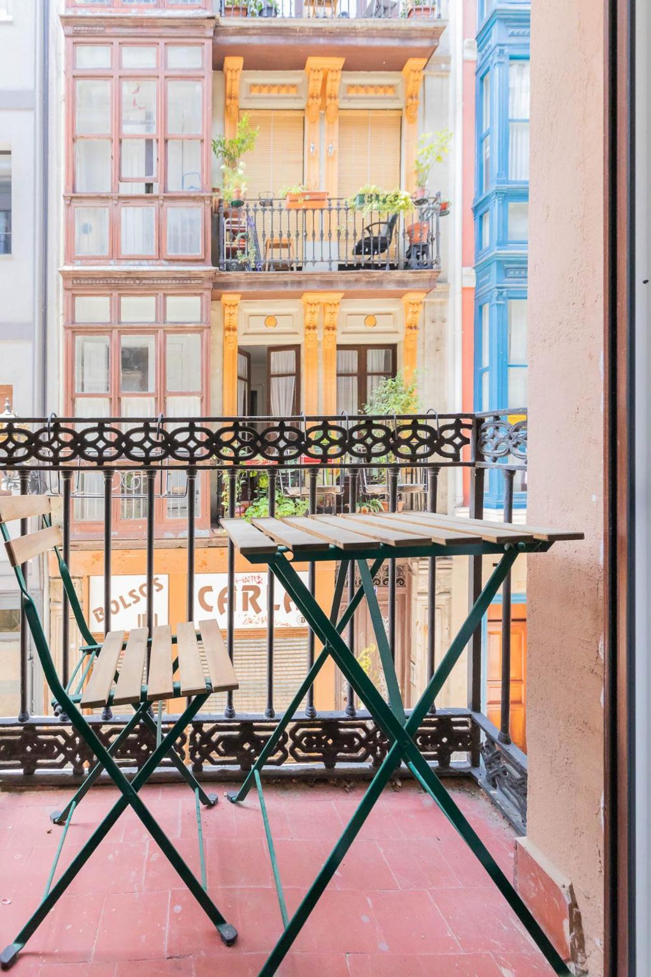 Comfy Old Town Apartment By Next Stop Bilbao Bilbau Exterior foto